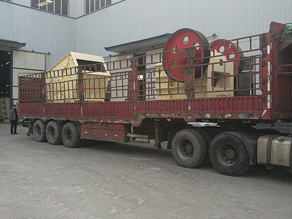 內(nèi)蒙古輪胎式移動(dòng)破碎機(jī)多少噸