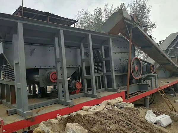 江西小型輪胎式移動破碎機(jī)出租